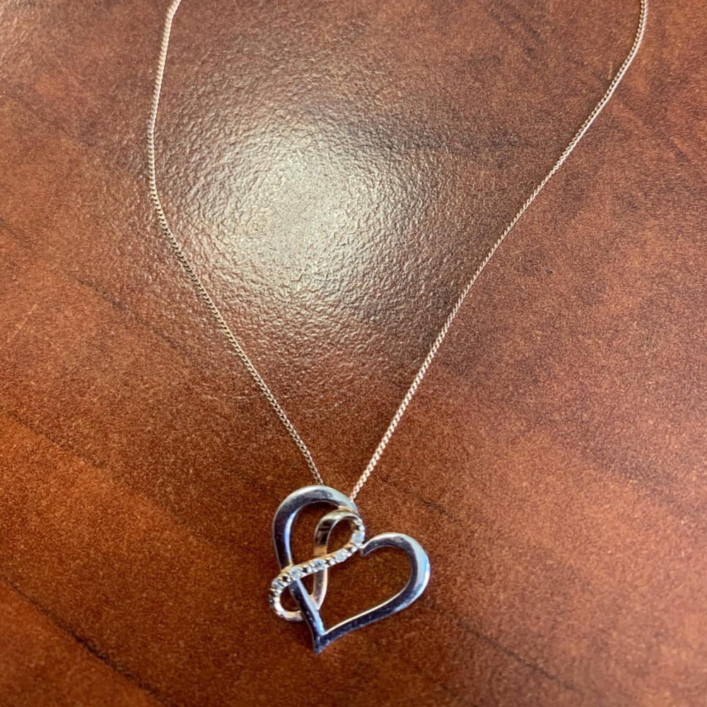 Rose gold and white gold heart necklace